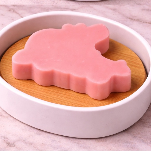 Vanilla sugar soap teacher 3x3in 10oz shea butter based handmade - Picture 2 of 3